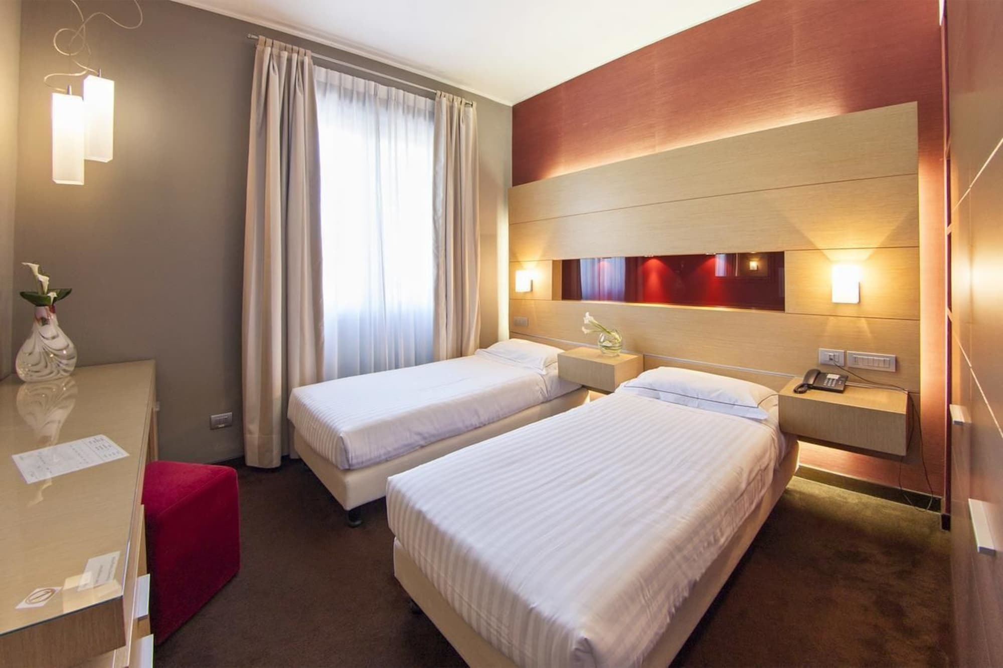 Inverigo Hotel Eksteriør bilde
