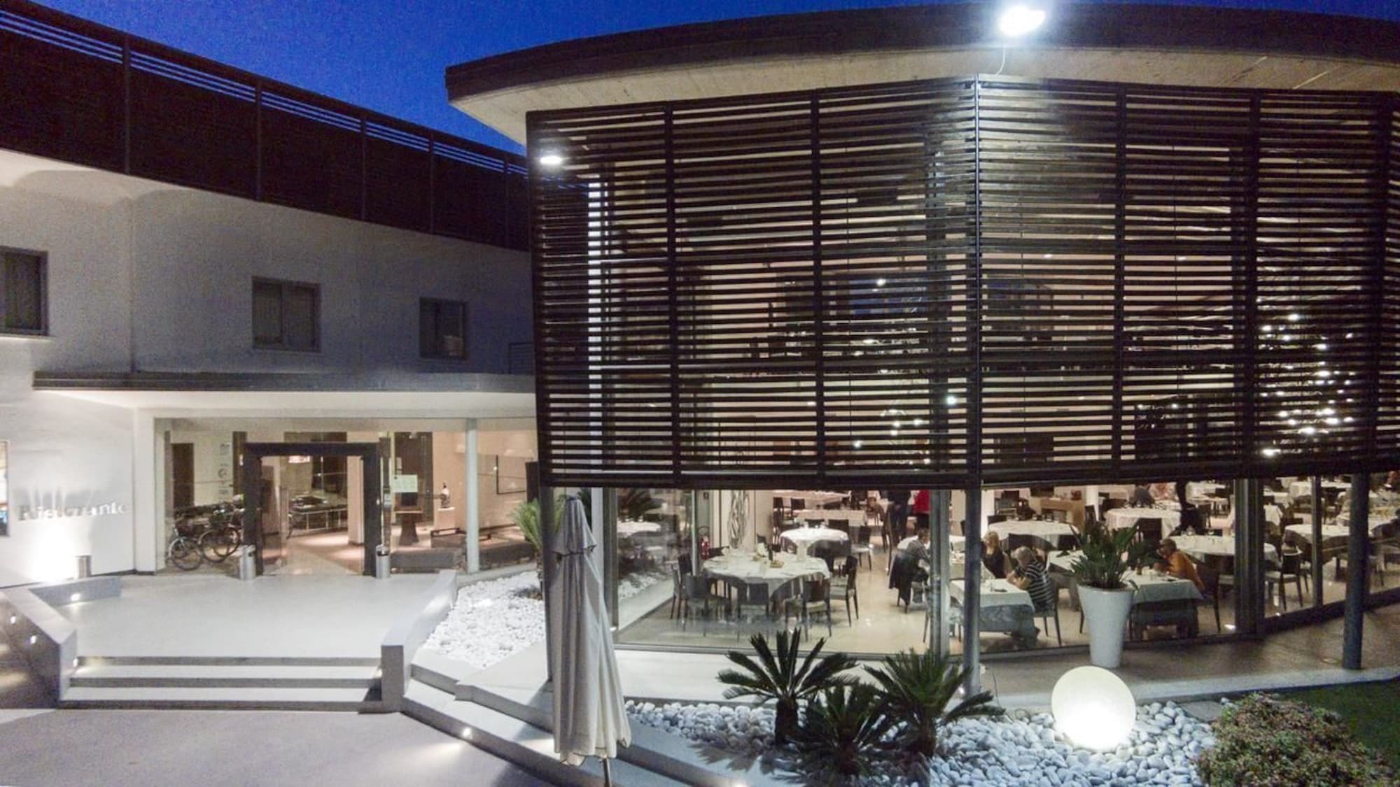 Inverigo Hotel Eksteriør bilde